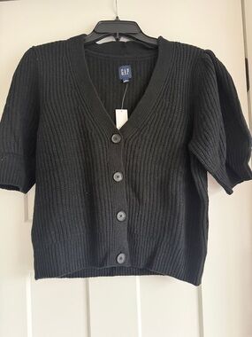 GAP short sleeve button down cardigan
